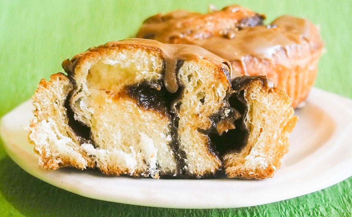 老舗が監修!? ローソンが発売した“ちょっぴり大人”なパンとは?