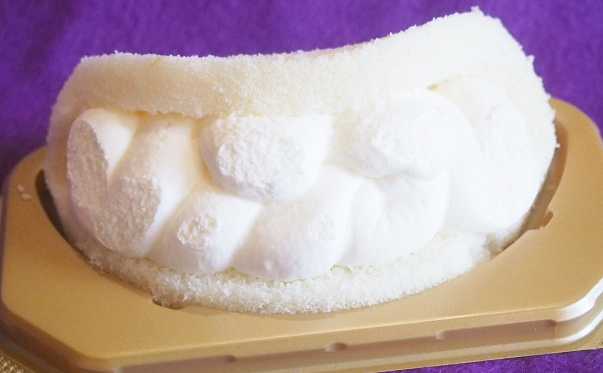 「ジャケ買い」ならぬ「名前買い」!? 欲望を満たしてくれるローソン新商品