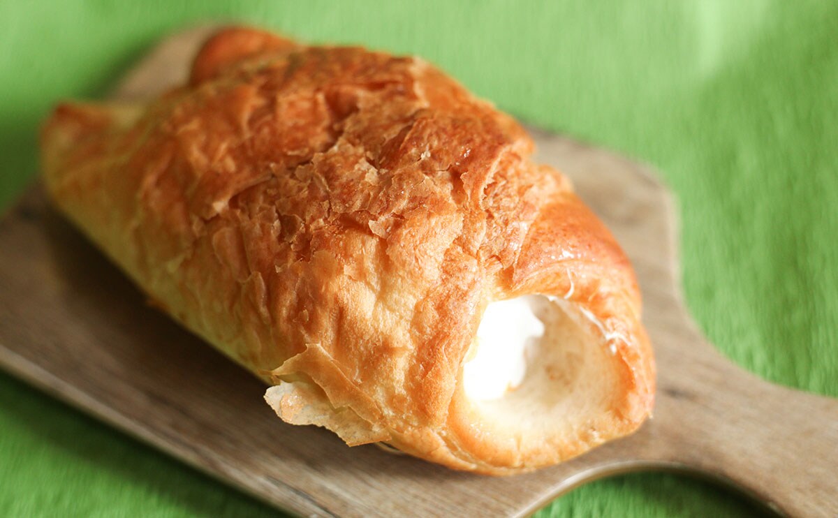 「レベル高い」「重くない」ファミマの“限定パン”がおいしいらしい！