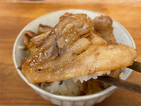 【飯テロ注意】北海道民熱愛の「ワイルドな豚丼」作ってみた！豚肉の甘い脂に焦がし醤油がうまうま～♡