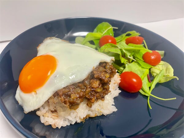 世界イチ簡単な「キーマカレー」作ってみた！作りたてなのにひと晩寝かせたコクと濃ゆ～い味わい♡