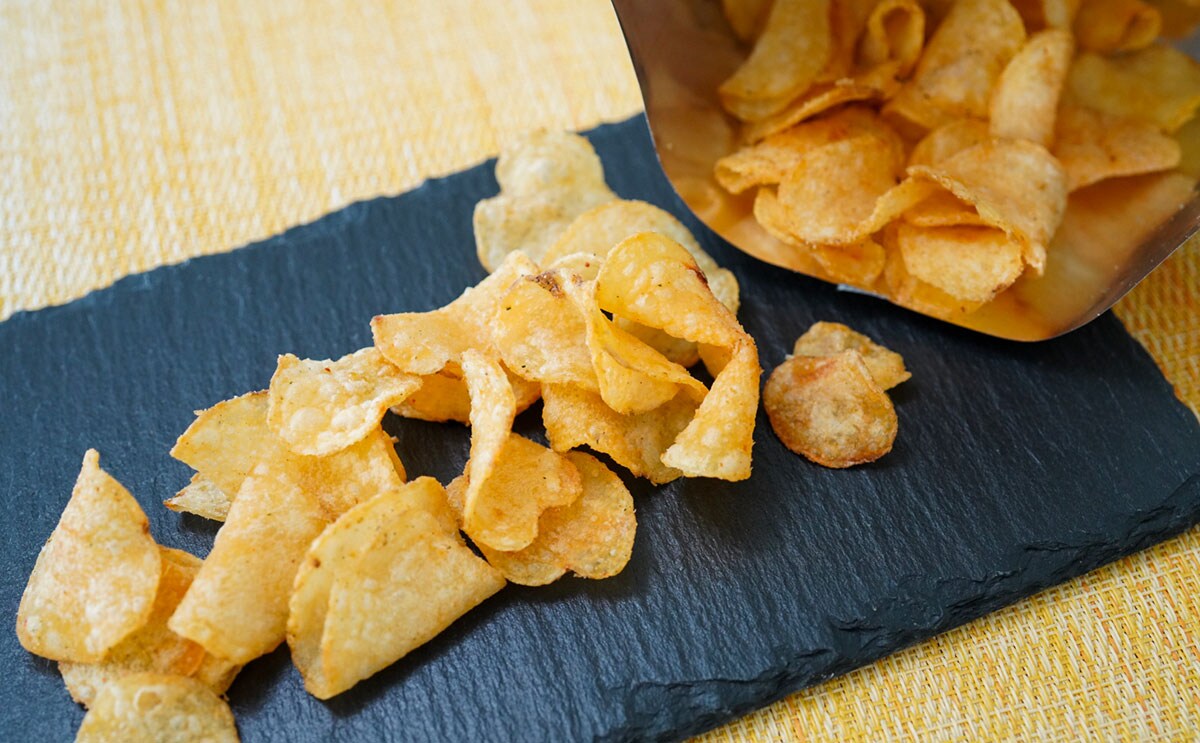 「堅あげポテト 青じそ明太子味」