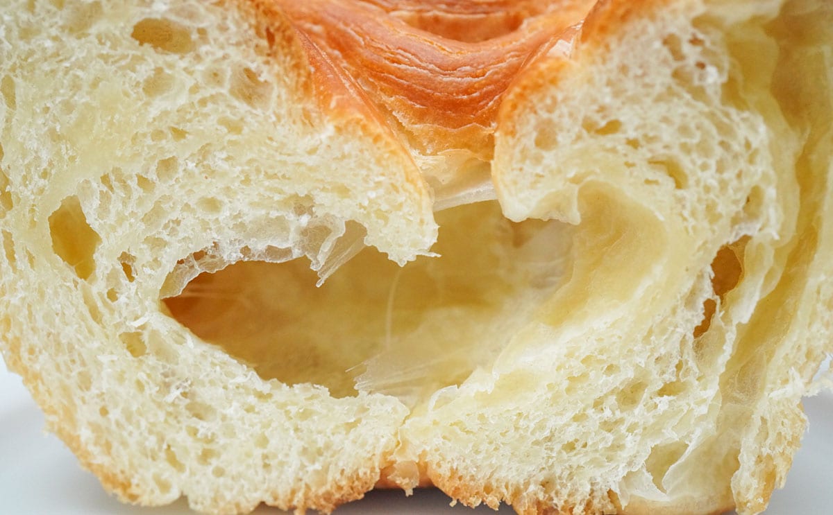 セブン新作パン、カロリーの塊だけど食べまくりたい