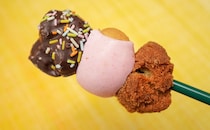 「ミスドっぽい」「心奪われた」芸能人も食べたセブン新商品