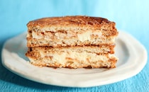 「革命起きた」「お腹にたまる」ファミマの新作パン、某人気銘菓の巨大版だった！