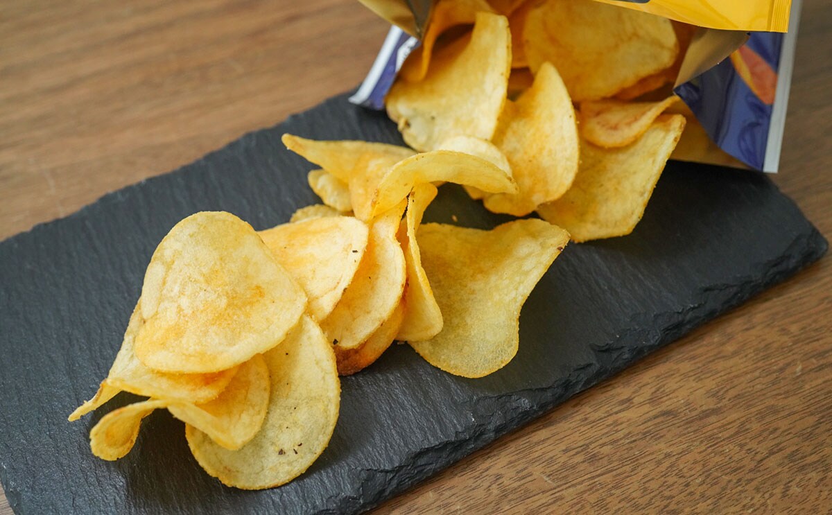 【全国発売】湖池屋の新ポテトチップスは毎日食べたいおいしさ