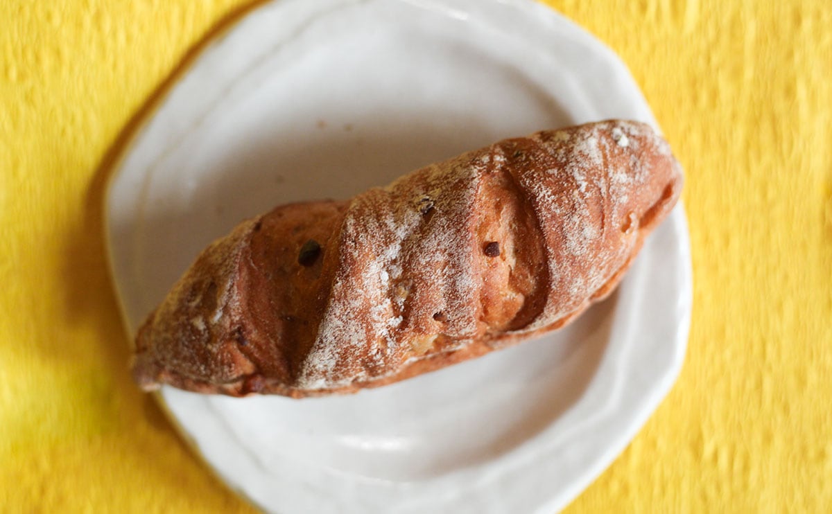 「マチノパン　マロンバゲット」俯瞰