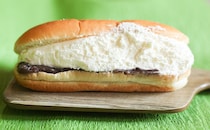 クリームがもっこり！ローソンさん、全然ふさがってないけど大丈夫!?