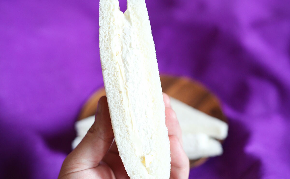 「Milk監修 2種のチーズケーキ╳ホイップクリームサンド」手持ち