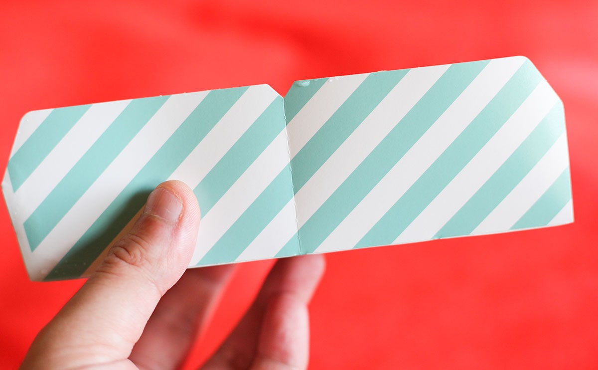 「Uchi Café×Milk MILKシフォンケーキ みるく&バター」持ち手