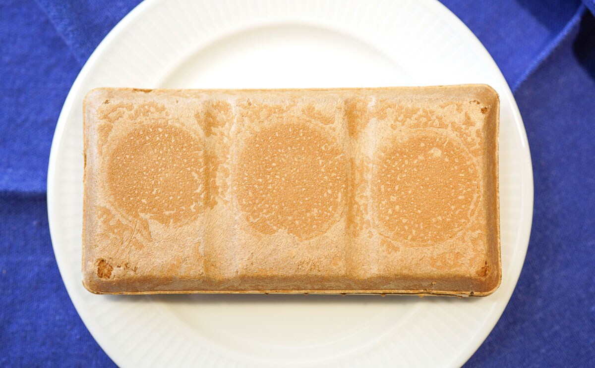 「7プレミアム ほうじ茶ラテモナカ」
