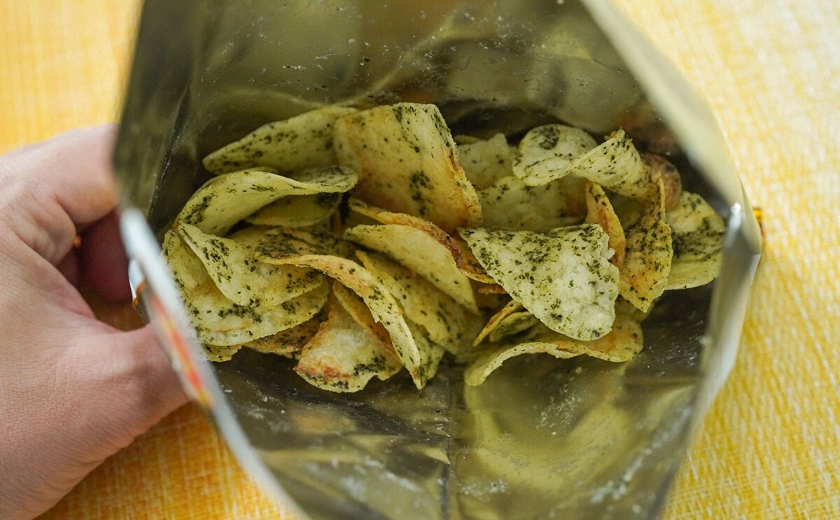 ポテトチップス「超！韓国のり味」の中身