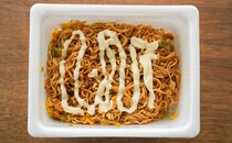 セブン先行発売の「ペヤング」が普通にうまい