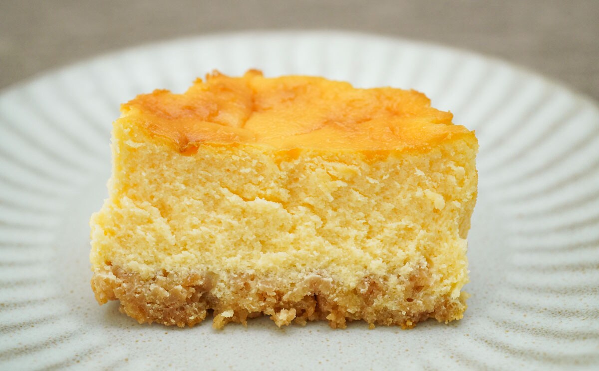 「なめらかベイクドチーズケーキ」断面
