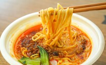 悶絶級のうまさ！セブン、新発売の麺はやみつき系
