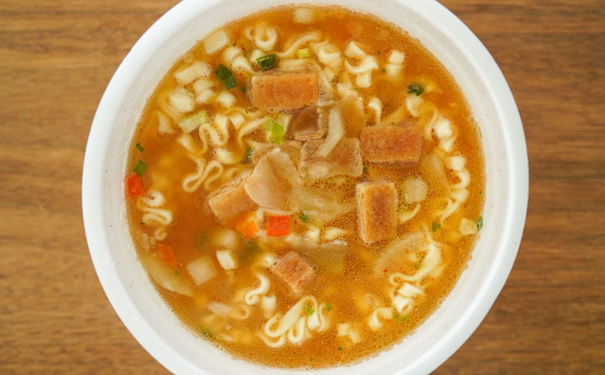 「ハマってる」「うますぎるな」新発売カップ麺がめっちゃクセになる【おすすめ3選】
