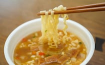 冬限定！人気カップ麺の大盛りサイズが発売に