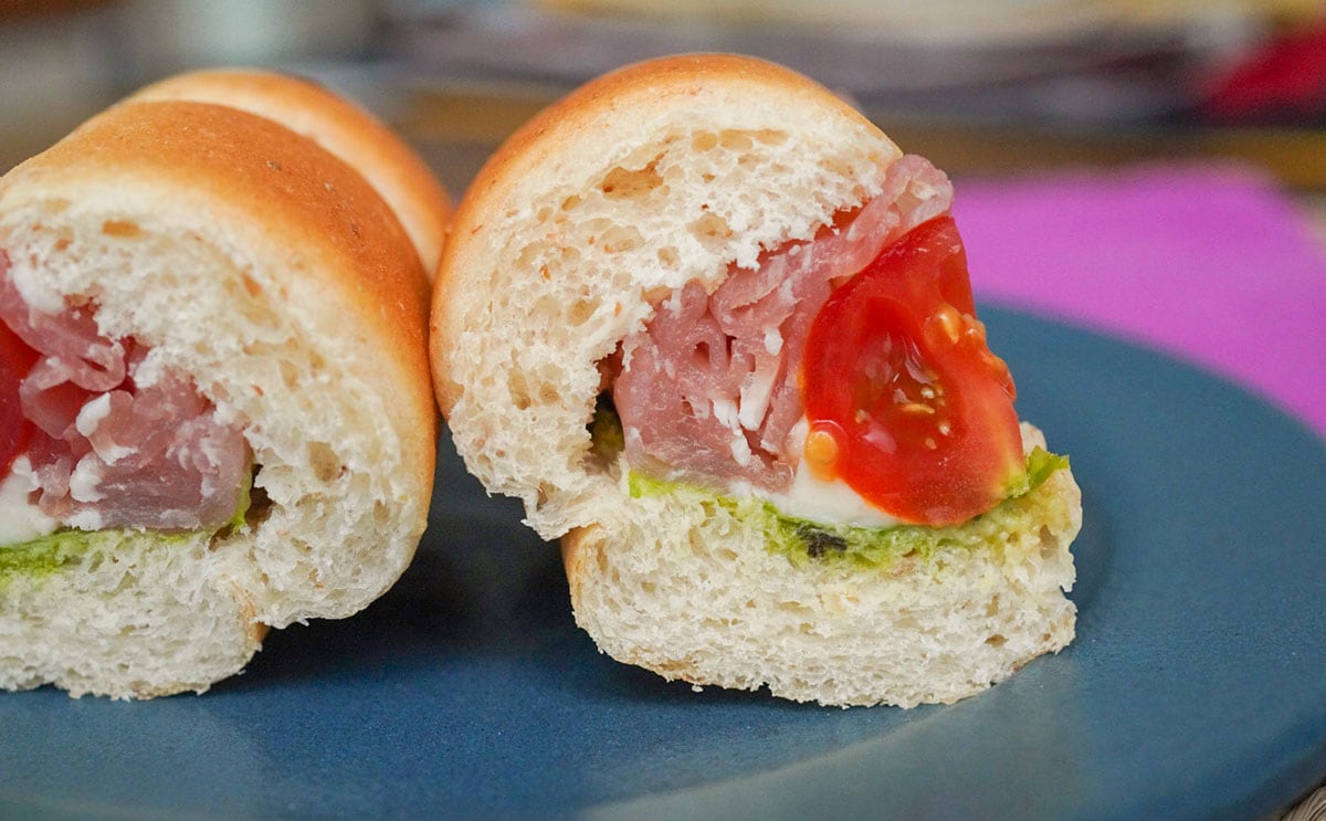 セブンのチーズロール、うまさ爆上がりしてない?