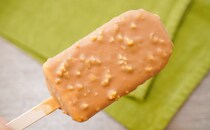 贅沢な組み合わせ！ファミマの数量限定アイスとは