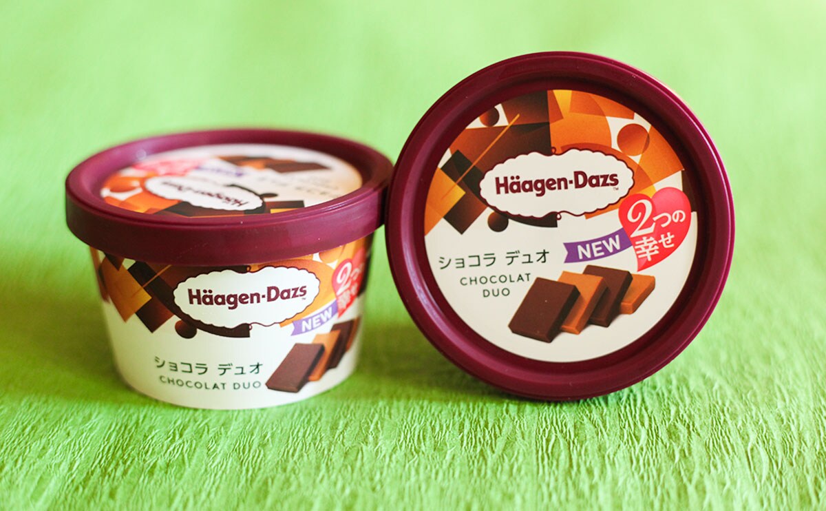 「ハーゲンダッツ　ショコラ　デュオ」パッケージ