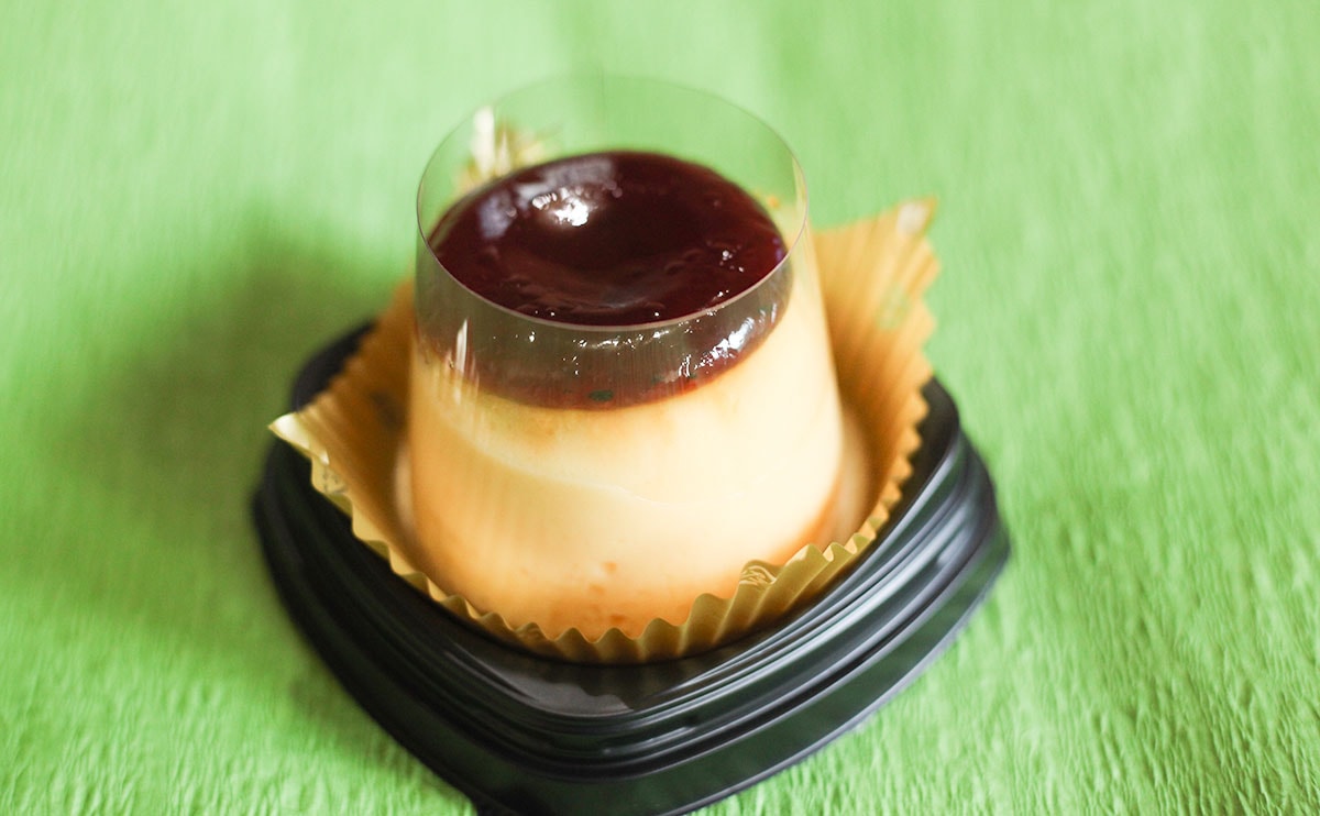 「まるでプリンな生カスタードケーキ」開封