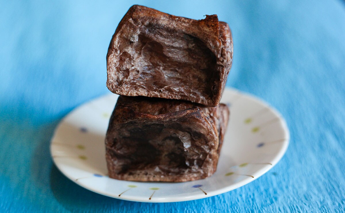 「さけるショコラフレーキ(榛名牛乳)」断面