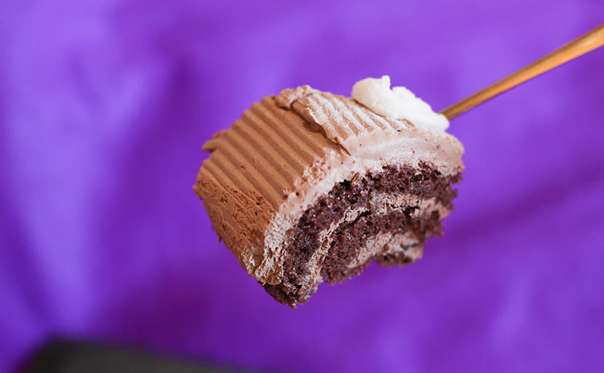 「ブッシュ・ド・ノエル」フォーク