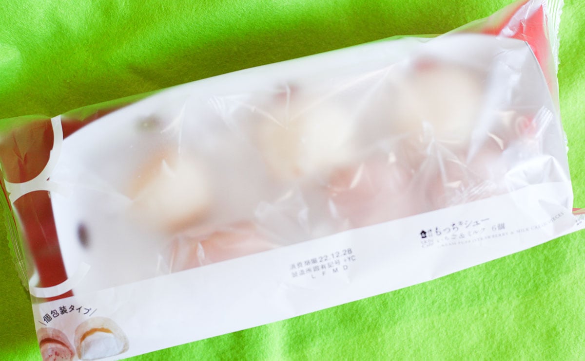 「もっち®シュー　いちご＆ミルク　6個」パッケージ