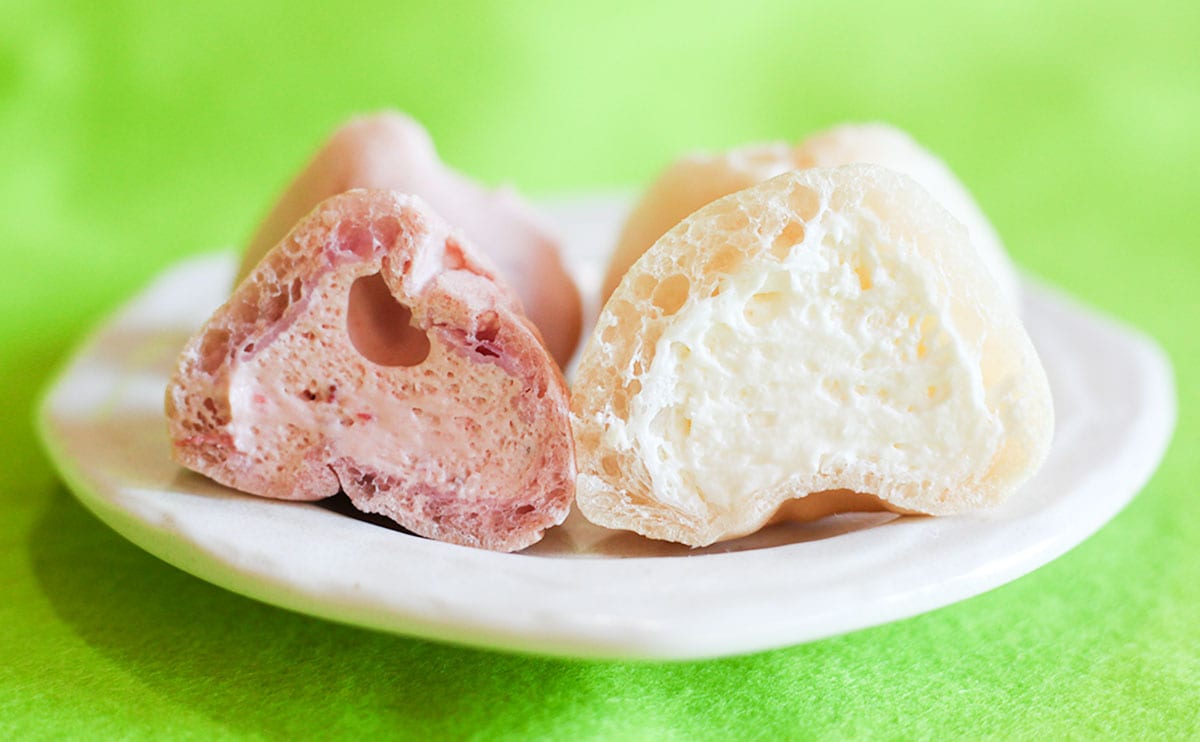 「もっち®シュー　いちご＆ミルク　6個」断面