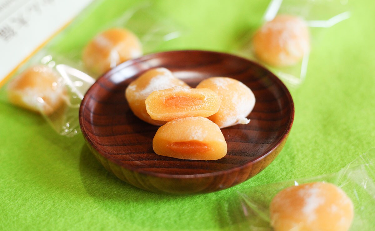 「温州みかん大福　7個入」断面