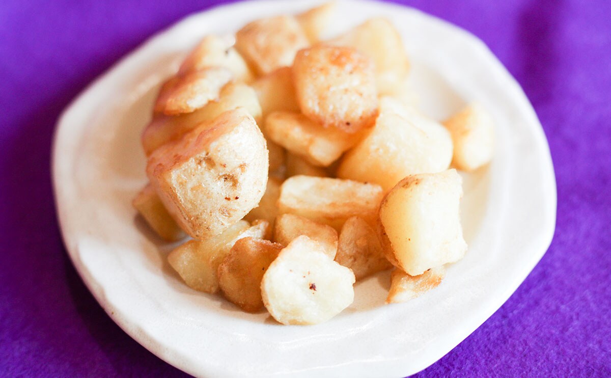 「ホクポテ　北海道産トヨシロ」皿