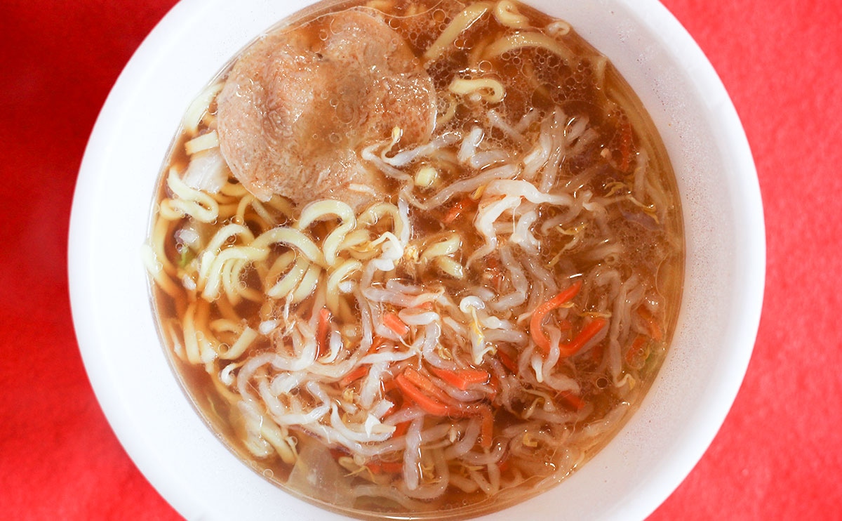 人気店の味!ローソンのガッツリ系カップ麺にハマりそう!!
