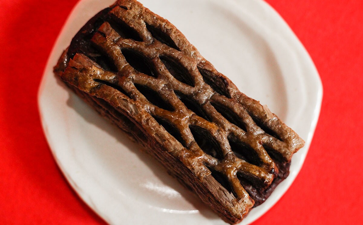 「マチノパン ブラックショコラパイ」俯瞰