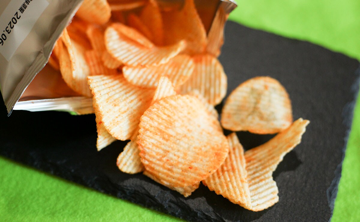 手が止まらない…!ローソンの新作ポテチ、ガチでおすすめ!!