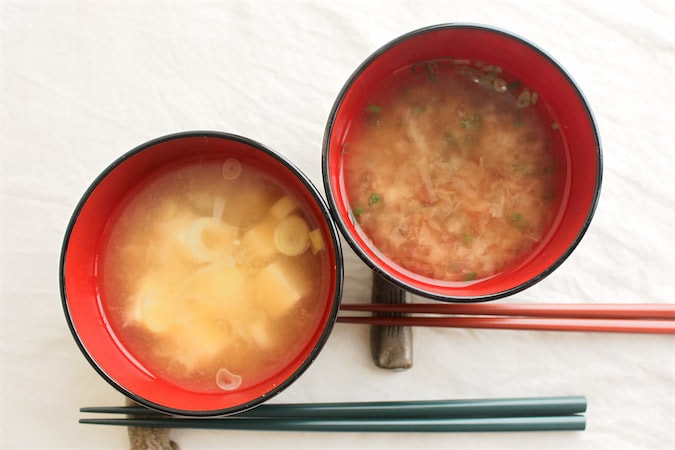 【リュウジレシピで定食②】旅館の朝の味♪「至高の味噌汁」に挑戦！粉末かつお節と例の調味料で舌妙♡