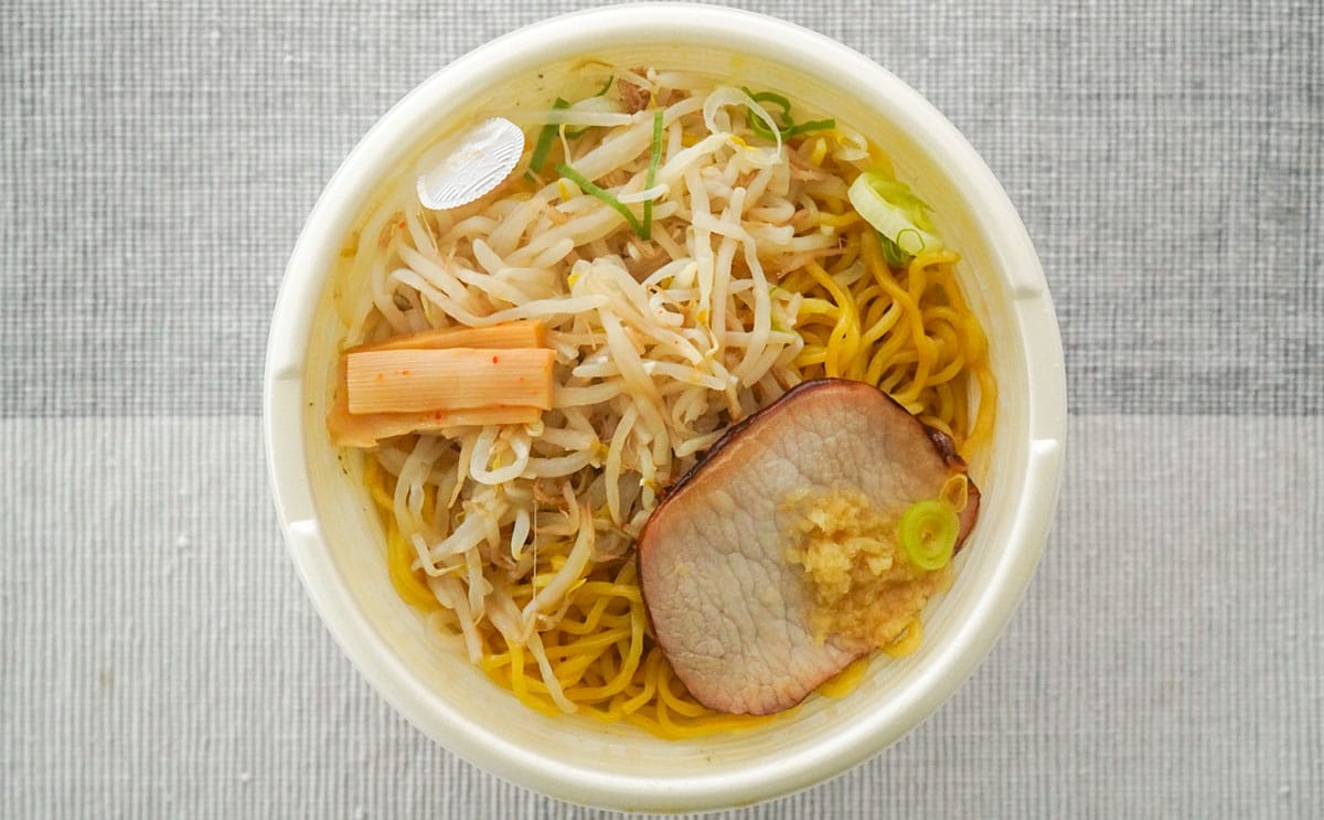 「寒い日に最高」「完飲した」セブンの新作ラーメンがうますぎる