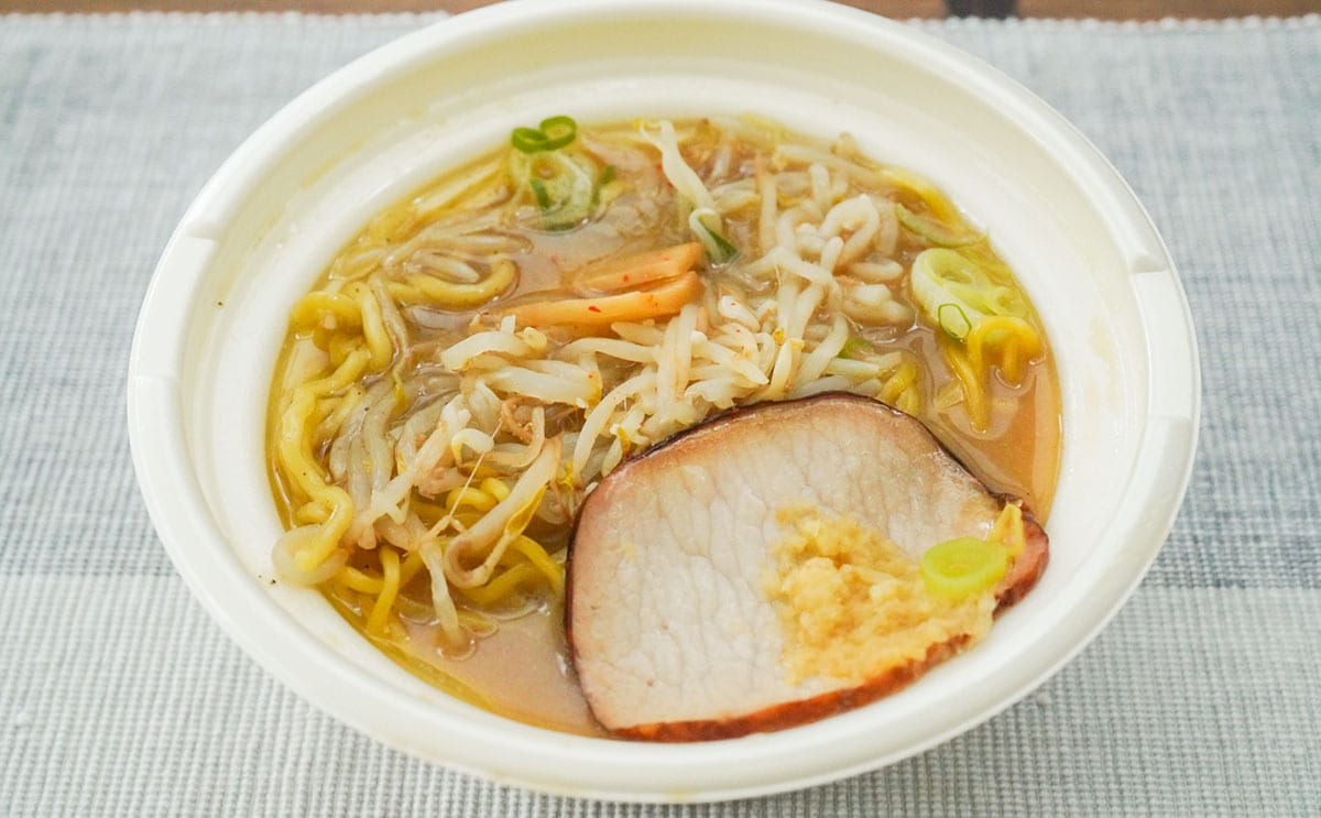 「寒い日に最高」「完飲した」セブンの新作ラーメンがうますぎる