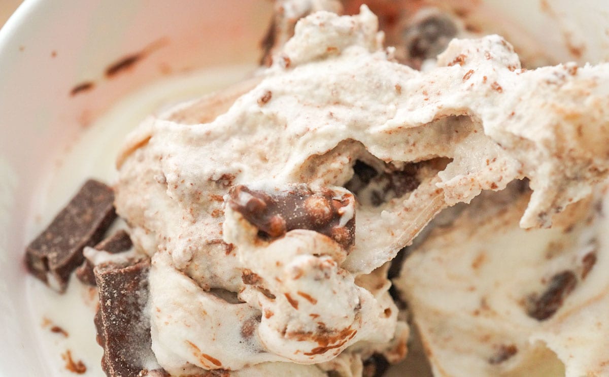 「毎日食べてる」「歴代No.1」マック話題の新商品とは