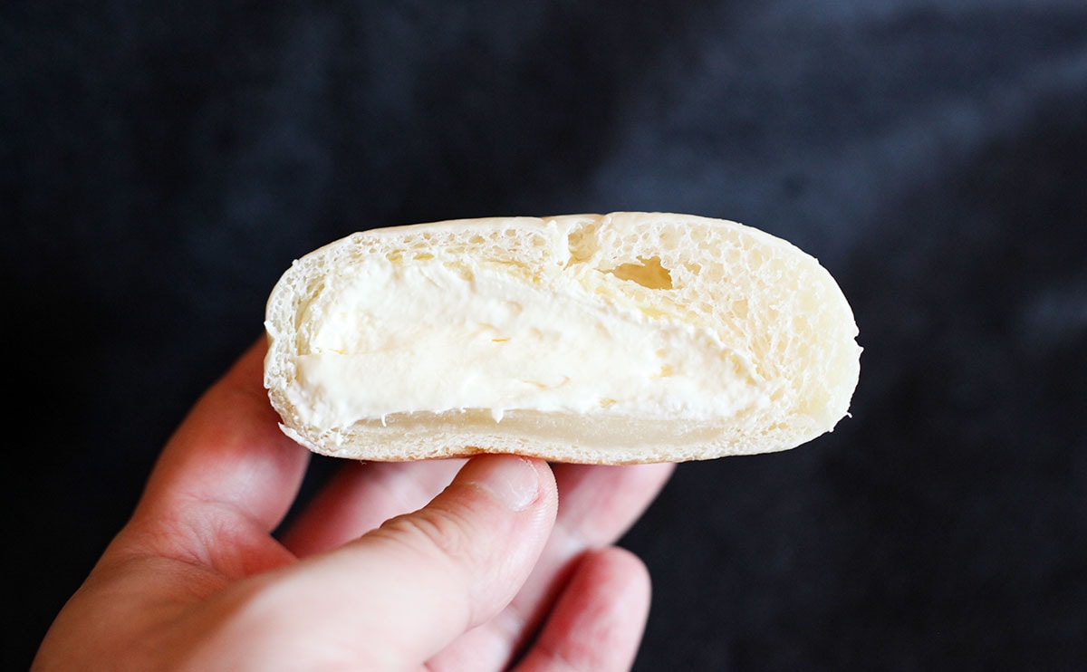 「おいしすぎ」「毎日食べてる」“再現度が高い”と噂のファミマパンが復活！！