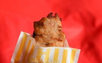 にんにく好きのみんな～！ファミマの数量限定ホットスナック、もう食べた？