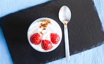 「リピ確定」「最高」ファミマのカップスイーツは食べた気がしない!?