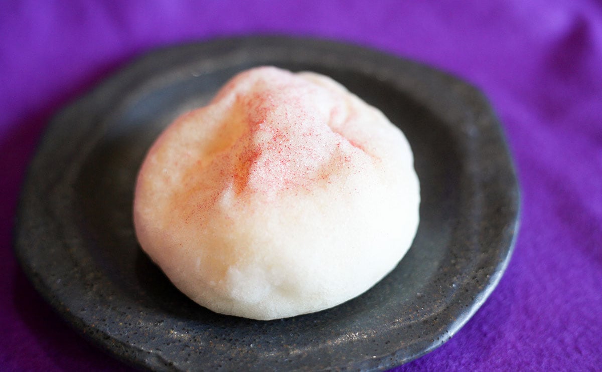 こぼさないように注意!ローソンの桃みたいな新商品がバカうまだった!!