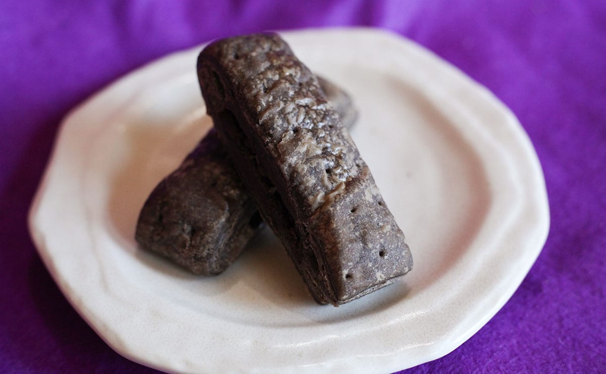 1個あたり約40円!セブンの“黒い棒”が小腹満たしによかった