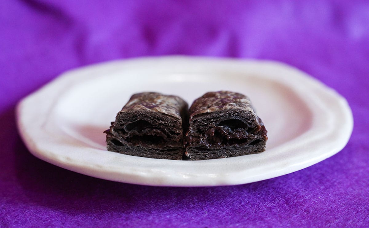 1個あたり約40円!セブンの“黒い棒”が小腹満たしによかった