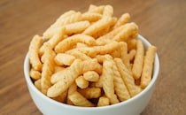 「まとめ買いした」「このうまさ何なの？」期間限定の「かっぱえびせん」が好きすぎる