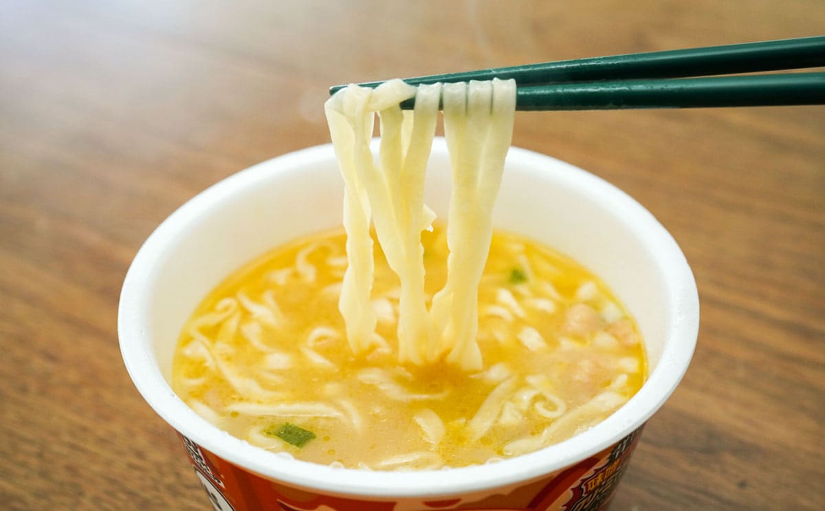 人気カップ麺の新商品が強烈だった。お前は本当にどん兵衛なのか?
