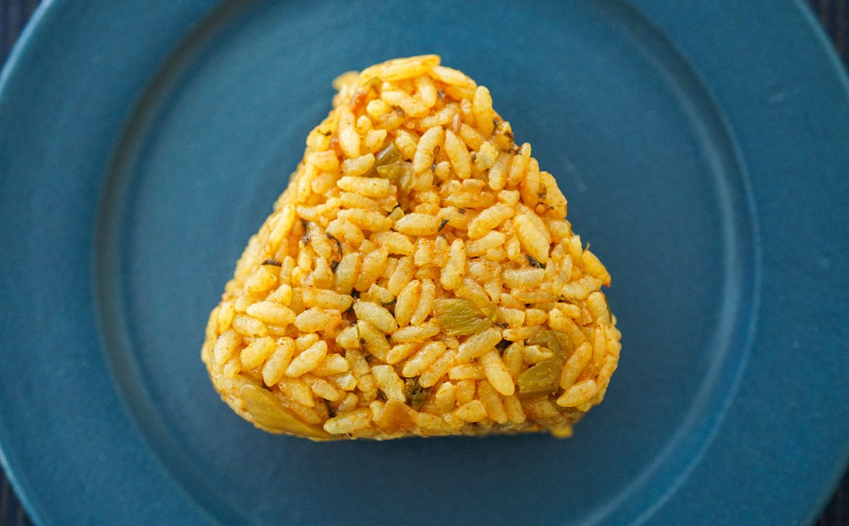 「お店の味」「うまい!」セブン新作おむすびが魅力的すぎる