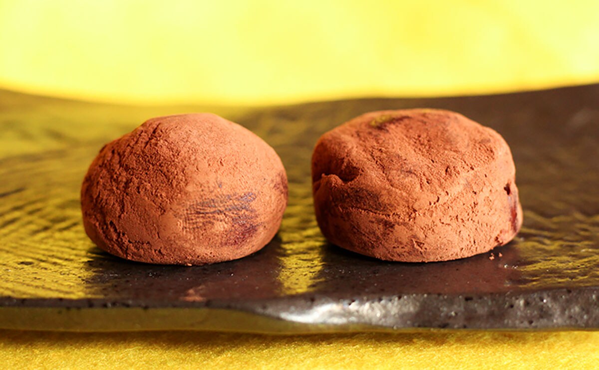 「まじウマです」「ヤバ」ローソンの“茶色い玉”が激甘で最高だった!