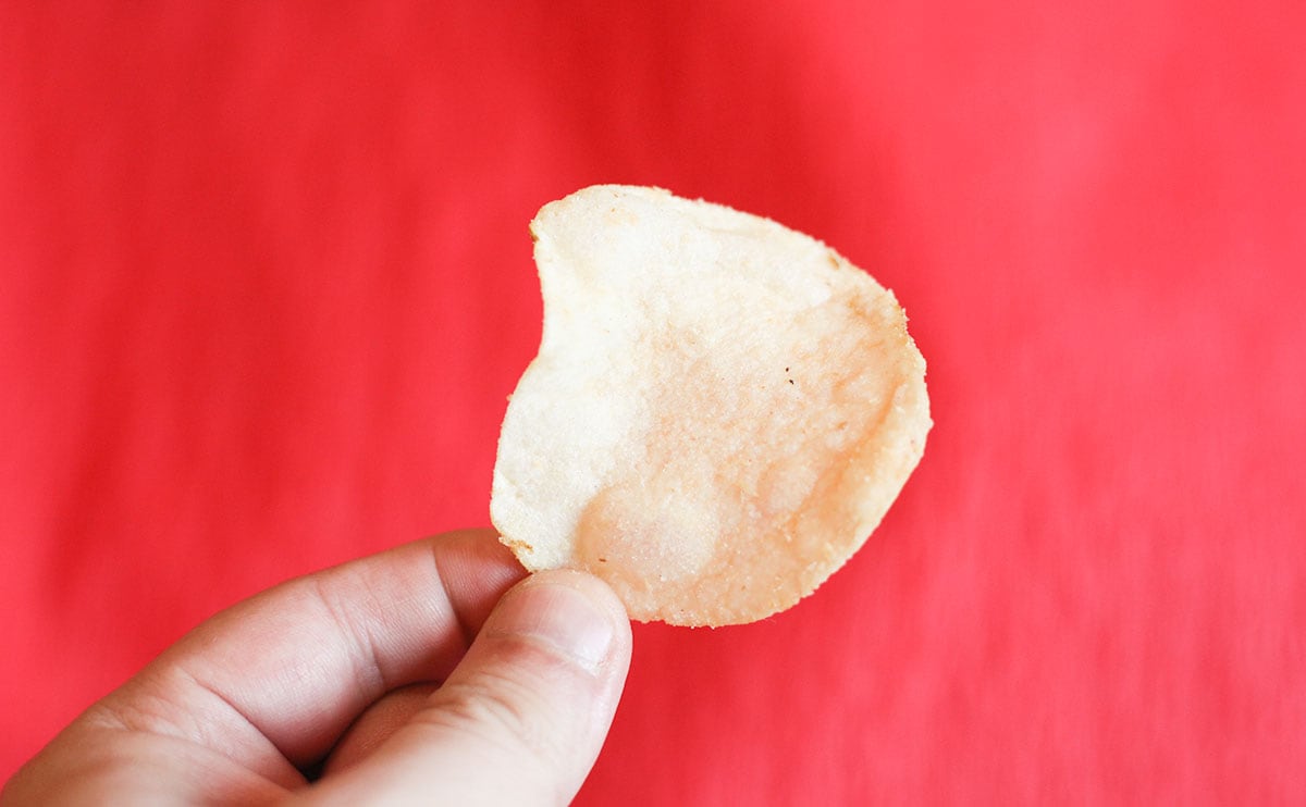 「これは止まらない」焼肉味のポテチが買えるのはローソンだけ!