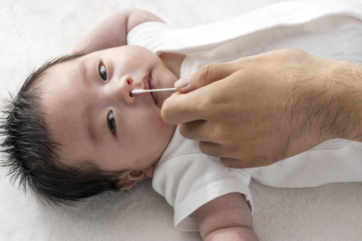 鼻吸い器のタイプ別おすすめ13選!選び方と正しい使い方や注意点も